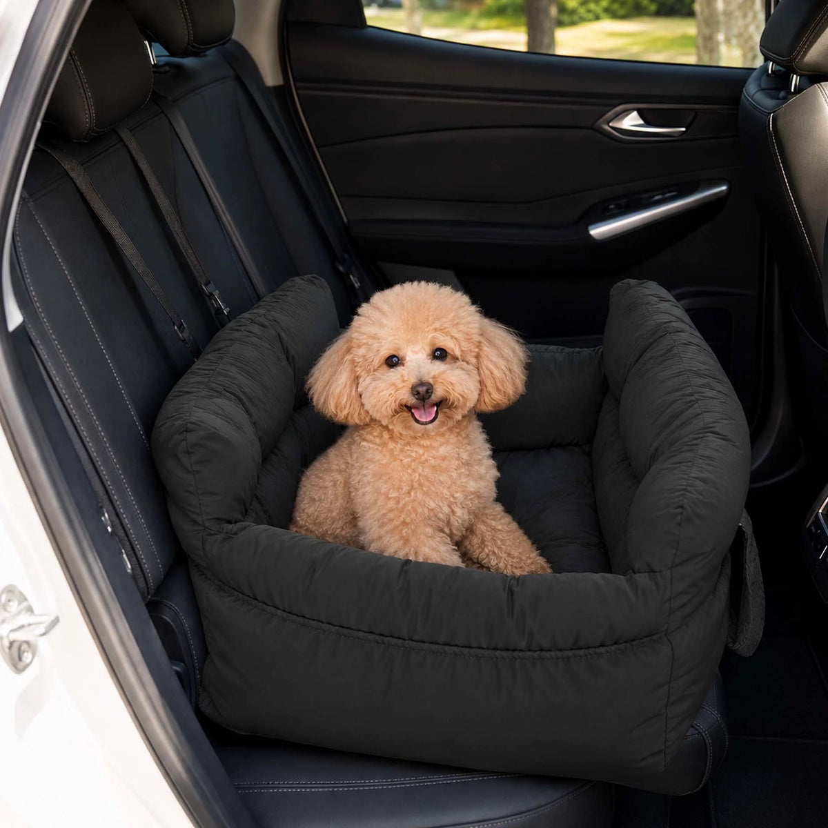 Siege  chien voiture à un espace délimité et douillet
